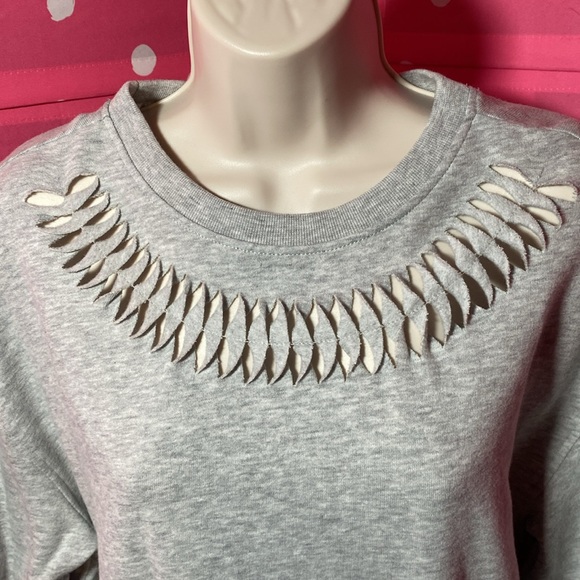 NWT S VS sport oversized - Picture 2 of 5